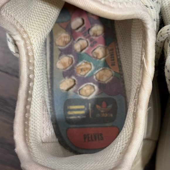 Adidas NMD Hu Trail Pharrell Now Is Her Time Cream White - Picture 5 of 10
